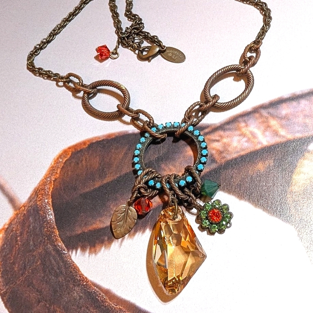VTG Liz Paiacios Swarovski Crystal Necklace